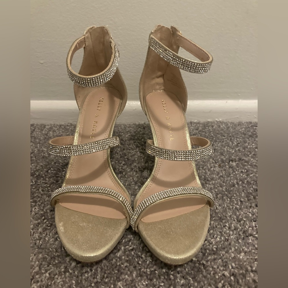 ⚫️Kelly & Katie Courtnee Sandals